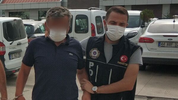 Uyuşturucu ticaretinden tutuklanan zanlı: Salataya katmak için kullanıyordum - Sputnik Türkiye