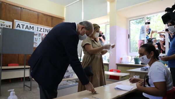 Kuzey Kıbrıs'ta cumhurbaşkanlığı seçimi - Sputnik Türkiye