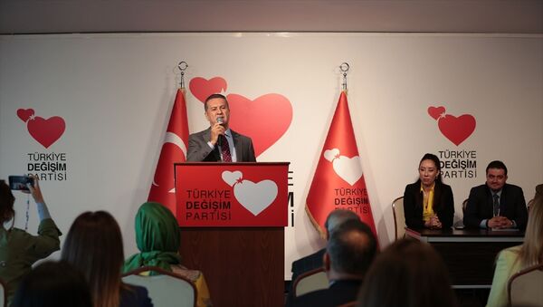 Türkiye Değişim Partisi (TDP) Genel Başkanı Mustafa Sarıgül - Sputnik Türkiye