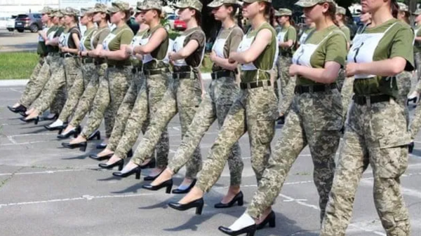 Ukrayna - kadın askerler - Sputnik Türkiye