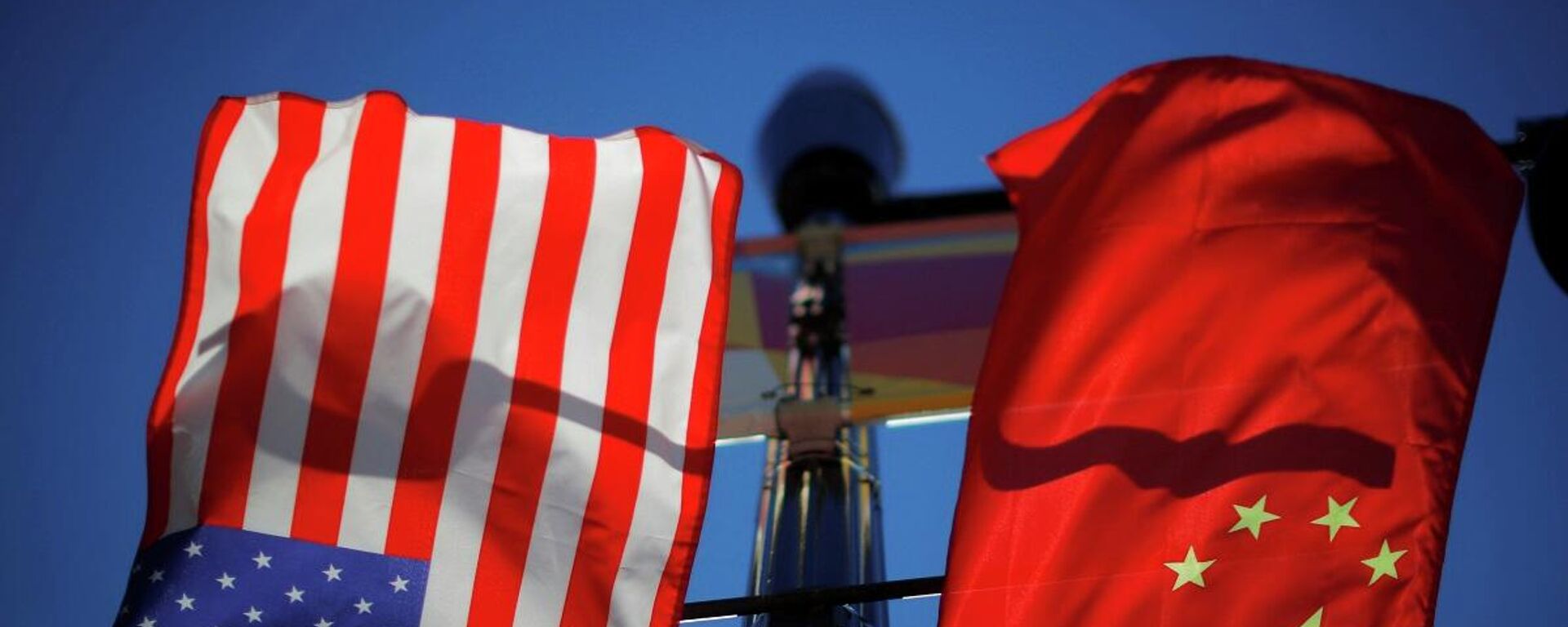 ABD - Çin bayrağı - Sputnik Türkiye, 1920, 18.04.2022