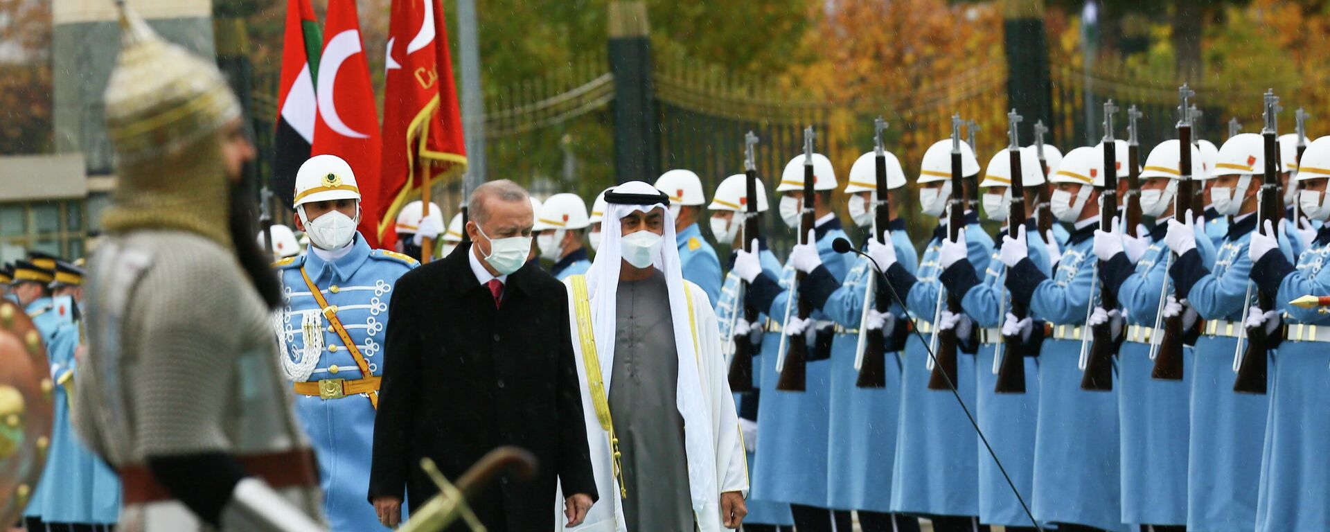 Cumhurbaşkanı Erdoğan, BAE Veliaht Prensi bin Zayed'i resmi törenle karşıladı - Sputnik Türkiye, 1920, 24.11.2021