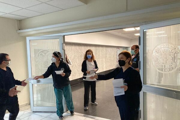 Ankara'da hekimler hastalara bildiri dağıttı - Sputnik Türkiye