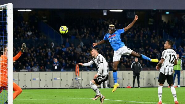 İtalya 1. Futbol Ligi'nde (Serie A) Napoli, sahasında Juventus'u 5-1 yendi. - Sputnik Türkiye