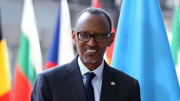 23 yıldır Ruanda'da iktidarda olan Cumhurbaşkanı Paul Kagame, görevi halefine devredip 'gazeteciliğe başlayacağı' için mutlu olduğunu söyledi.  - Sputnik Türkiye