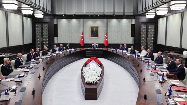 Cumhurbaşkanı Recep Tayyip Erdoğan başkanlığındaki Milli Güvenlik Kurulu (MGK) toplantısı sona erdi. - Sputnik Türkiye