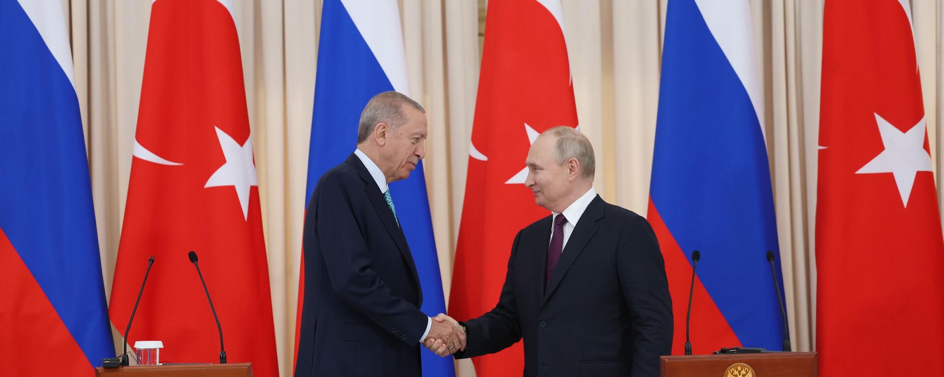 Cumhurbaşkanı Recep Tayyip Erdoğan - Rusya Devlet Başkanı Vladimir Putin  - Sputnik Türkiye, 1920, 07.02.2024