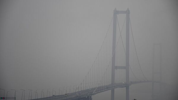 Osmangazi Köprüsü'nde yoğun sis yaşanıyor - Sputnik Türkiye