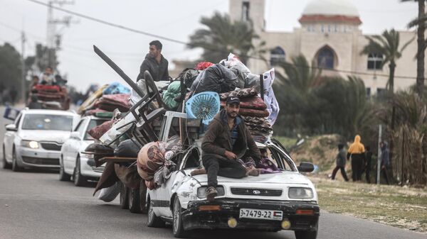 Gazze Şeridi'ndeki Filistinliler göçe zorlanıyor - Sputnik Türkiye