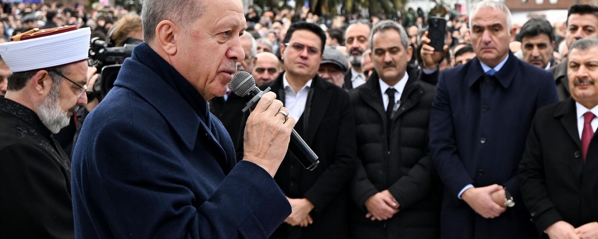 Cumhurbaşkanı Recep Tayyip Erdoğan Yazar Alev Alatlı'nın  cenaze töreninde - Sputnik Türkiye, 1920, 03.02.2024