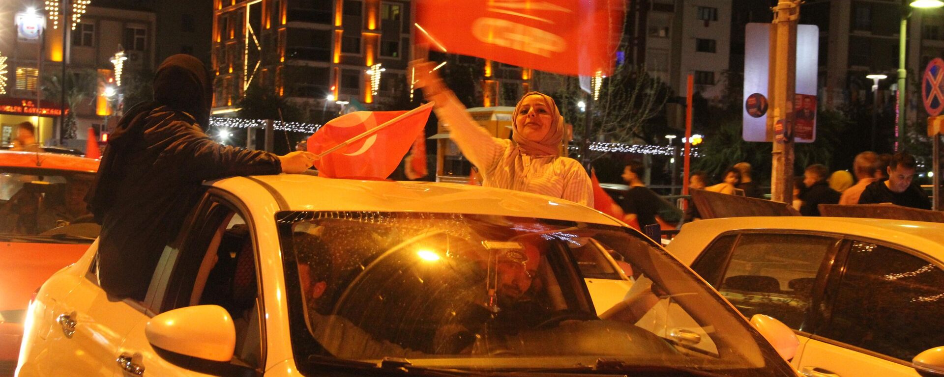 Çok partili siteme geçildikten sonra Manisa'da ilk defa resmi olmayan sonuçlara göre CHP birinci parti oldu. - Sputnik Türkiye, 1920, 01.04.2024