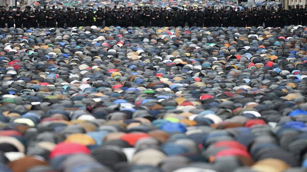 Dünya'da 2050'de Müslüman nüfus, Hristiyan nüfusun sayısına yaklaşacak - Sputnik Türkiye
