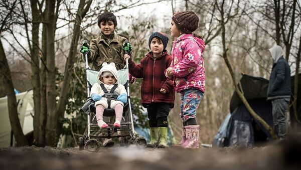 Avrupa'daki sığınmacı çocuklar - Sputnik Türkiye