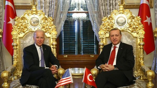 Cumhurbaşkanı Recep Tayyip Erdoğan ve ABD Başkan Yardımcısı Joe Biden  - Sputnik Türkiye