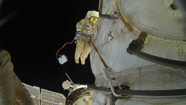 Rus kozmonottan uzay boşluğunda selfie - Sputnik Türkiye