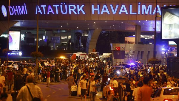 Atatürk Havalimanı'nda saldırı - Sputnik Türkiye