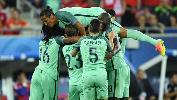 EURO 2016 ilk yarı final maçında Portekiz, Galler'i 2-0 yenerek finale adını yazdırdı - Sputnik Türkiye