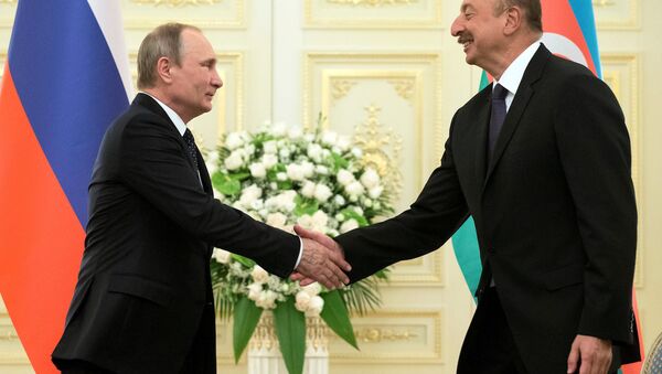 Rusya Devlet Başkanı Vladimir Putin ve Azerbaycan Cumhurbaşkanı İlham Aliyev - Sputnik Türkiye