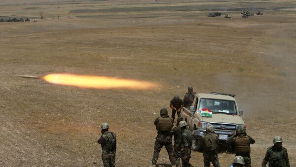 Musul'da IŞİD'e karşı savaşan peşmerge güçleri - Sputnik Türkiye