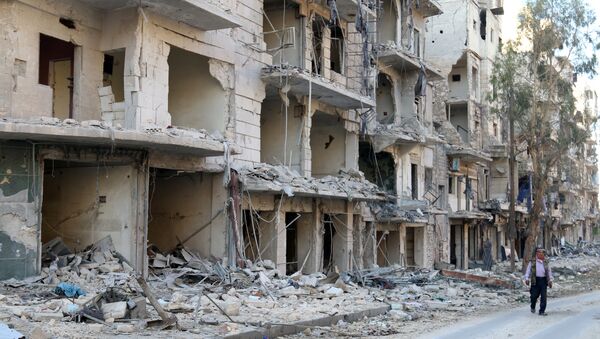 Halep'te harap olmuş binalar - Sputnik Türkiye