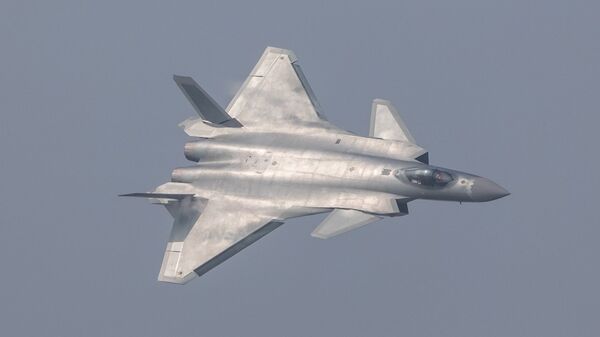 Çin'in yeni J-20 hayalet savaş uçağı - Sputnik Türkiye