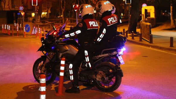 Polis ekipleri 81 ilde operasyon düzenledi - Sputnik Türkiye