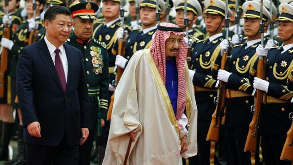 Suudi Arabistan Kralı Selman Bin Abdülaziz- Çin Devlet Başkanı Şi Cinping - Sputnik Türkiye
