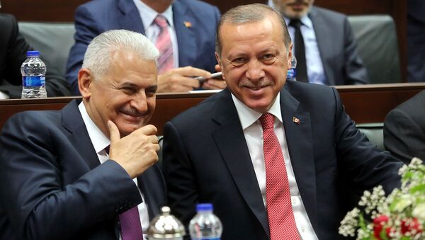 Başbakan Binali Yıldırım- Cumhurbaşkanı Recep Tayyip Erdoğan - Sputnik Türkiye