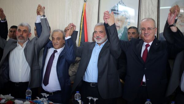 Filistin Başbakanı Rami el Hamdallah, Hamas Siyasi Büro Başkanı İsmail Heniyye - Sputnik Türkiye