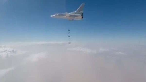 Rusya Savunma Bakanlığı - IŞİD - Bombardıman - Videohaber - Sputnik Türkiye