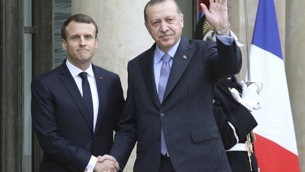 Türkiye Cumhurbaşkanı Recep Tayyip Erdoğan- Fransa Cumhurbaşkanı Emmanuel Macron - Sputnik Türkiye