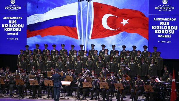 Kızıl Ordu Korosu İstanbul'da konser verdi - Sputnik Türkiye