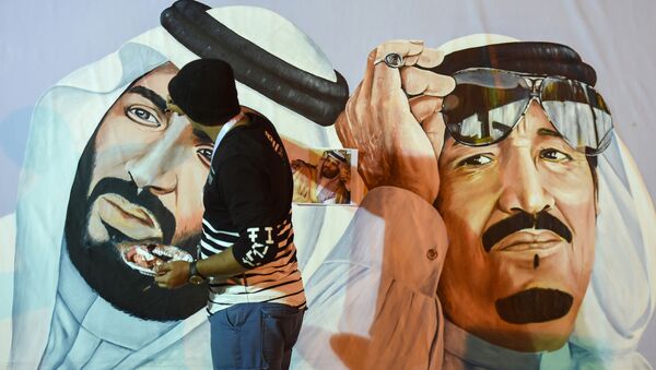 Şubat 2018, Riyad, 32. Cenadriya Kültür ve Miras Festivali, Suudi Kralı Selman ile Veliaht Prens Muhammed bin Selman duvar resmi - Sputnik Türkiye