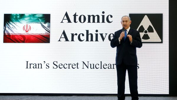 Ortadoğu'da nükleer silah sahibi olan tek ülkenin lideri, İran'ın gizli nükleer silah faaliyetlerine dair ellerinde yeni ve somut deliller olduğunu, İran'ın nükleer arşivinin kopyalarını ele geçirdiklerini iddia etti. - Sputnik Türkiye