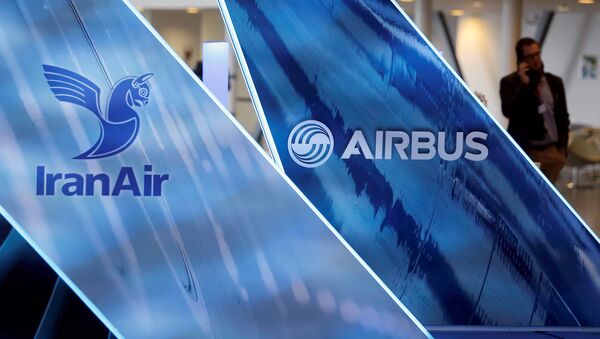 IranAir, yaptırımların kalkmasının ardından ilk Batı yapımı jetini (Airbus A321) 11 Ocak 2017'de Airbus'tan teslim almıştı. - Sputnik Türkiye