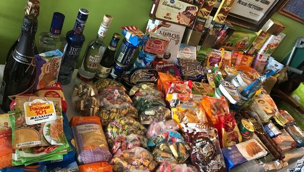 Kadıköy’de Rus kermesi: Kvas, kurutulmuş etler ve geleneksel tatlılar satıldı - Sputnik Türkiye