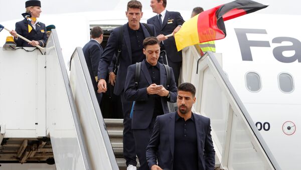 Gomez, Özil, Khediralı Alman milli takımı, 2018 FIFA Dünya Kupası için Rusya'da... - Sputnik Türkiye
