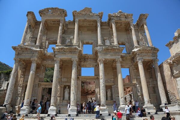 Antik Kent Efes’e turist akını - Sputnik Türkiye