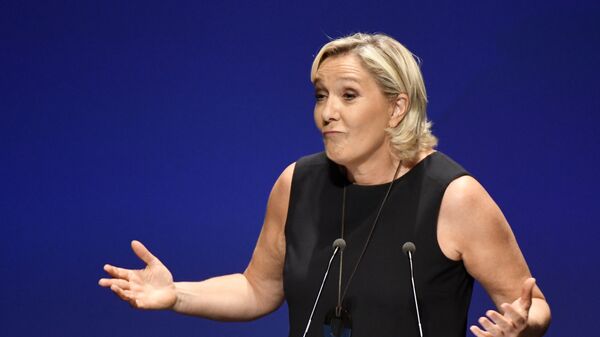 Aşırı sağcı Ulusal Birlik Partisi (RN) lideri Marine Le Pen - Sputnik Türkiye