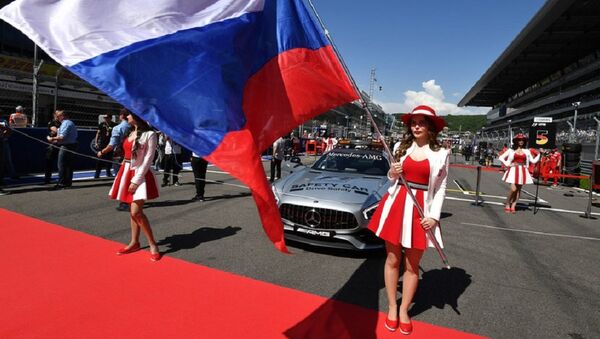 Formula 1 bir kez daha Soçi'ye gidiyor: Mercedes, serideki tahtını başkasına kaptıracak mı? - Sputnik Türkiye