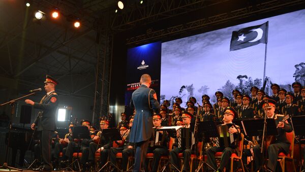  Alexandrov Kızılordu Korosu bu yıl Türkiye'deki ilk konserini gerçekleştirdi - Sputnik Türkiye