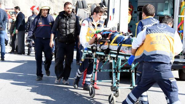 İzmir'de Down sendromlu çocukları taşıyan minibüs kaza yaptı: 29 yaralı - Sputnik Türkiye