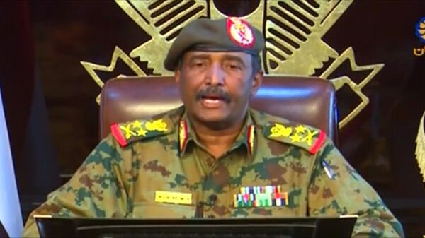Sudan Askeri Geçiş Konseyi Başkanı Abdulfettah el-Burhan - Sputnik Türkiye