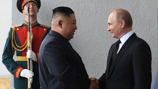 Rusya Devlet Başkanı Vladimir Putin - Kuzey Kore lideri Kim Jong-un - Sputnik Türkiye