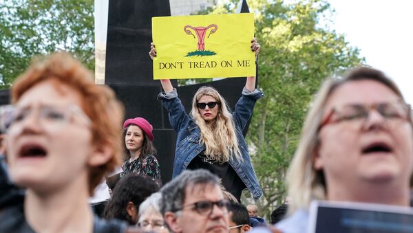 ABD'de kürtaj yasakları protesto ediliyor. - Sputnik Türkiye