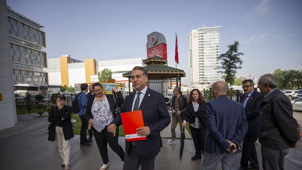  Atatürkçü Düşünce Derneği Genel Başkanı Hüseyin Emre Altınışık  - Sputnik Türkiye