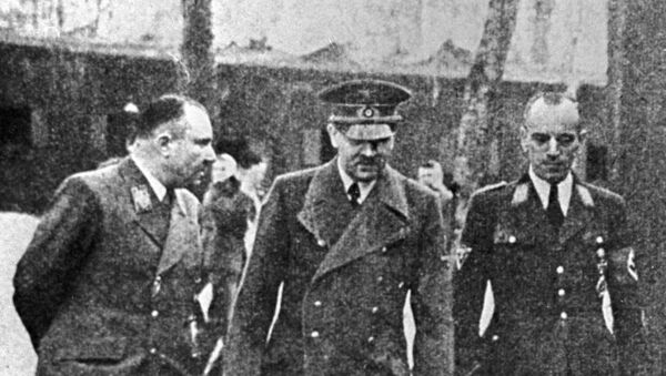 Martin Bormann, Adolf Hitler, Erwin Kraus - Sputnik Türkiye