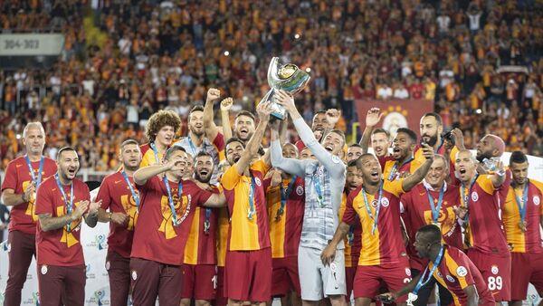 Galatasaray, TFF Süper Kupa'nın sahibi oldu. - Sputnik Türkiye