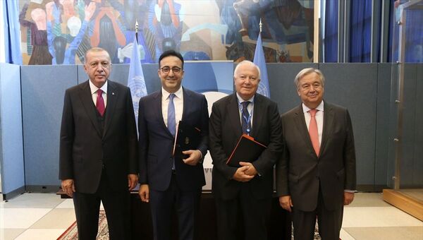 Cumhurbaşkanı Erdoğan, BM Genel Sekreteri Guterres ile görüştü - Sputnik Türkiye