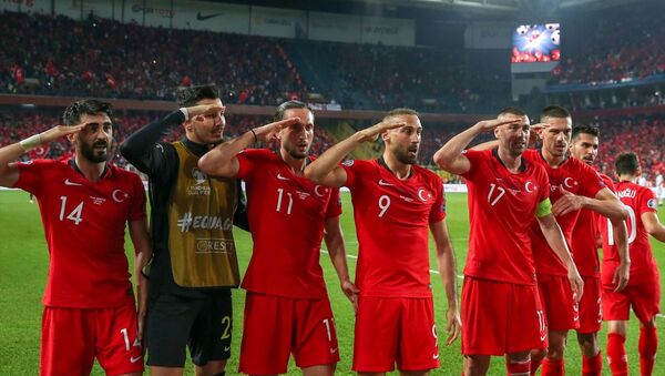 A Milli Futbol Takımı, 2020 Avrupa Şampiyonası Elemeleri H Grubu'nda Arnavutluk'u 1-0 yendi. - Sputnik Türkiye